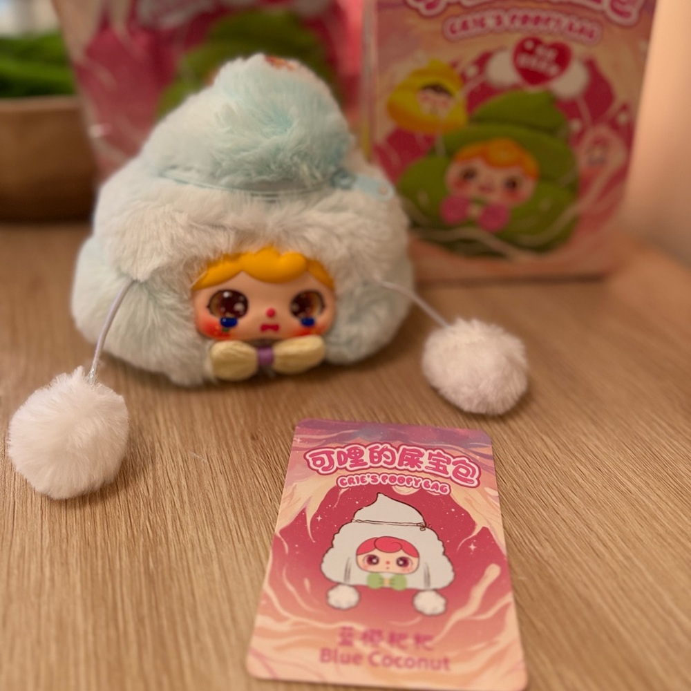 Zipper pouch bag charm